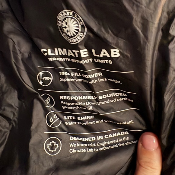 Aritzia Black Puffer Jacket - Picture 2 of 4